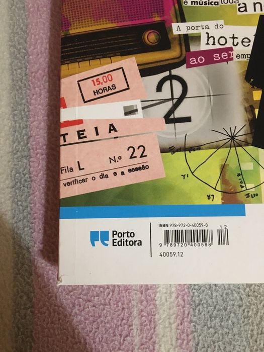 Caderno de atividades “Outras Expressões” 12° ano