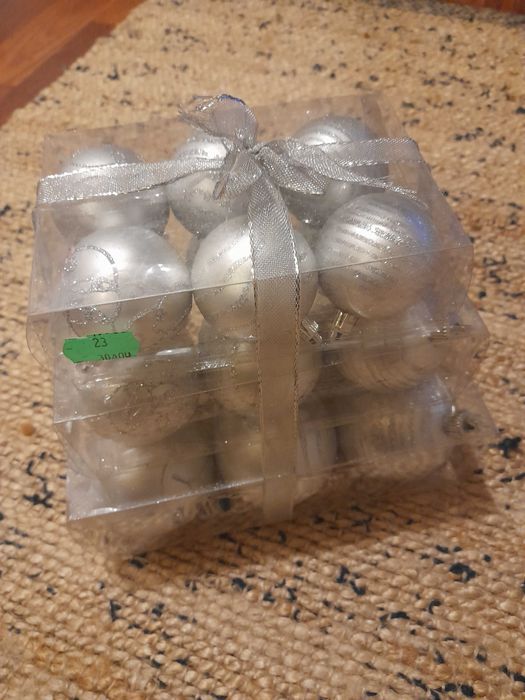 Bombki srebrne różne rozmiary