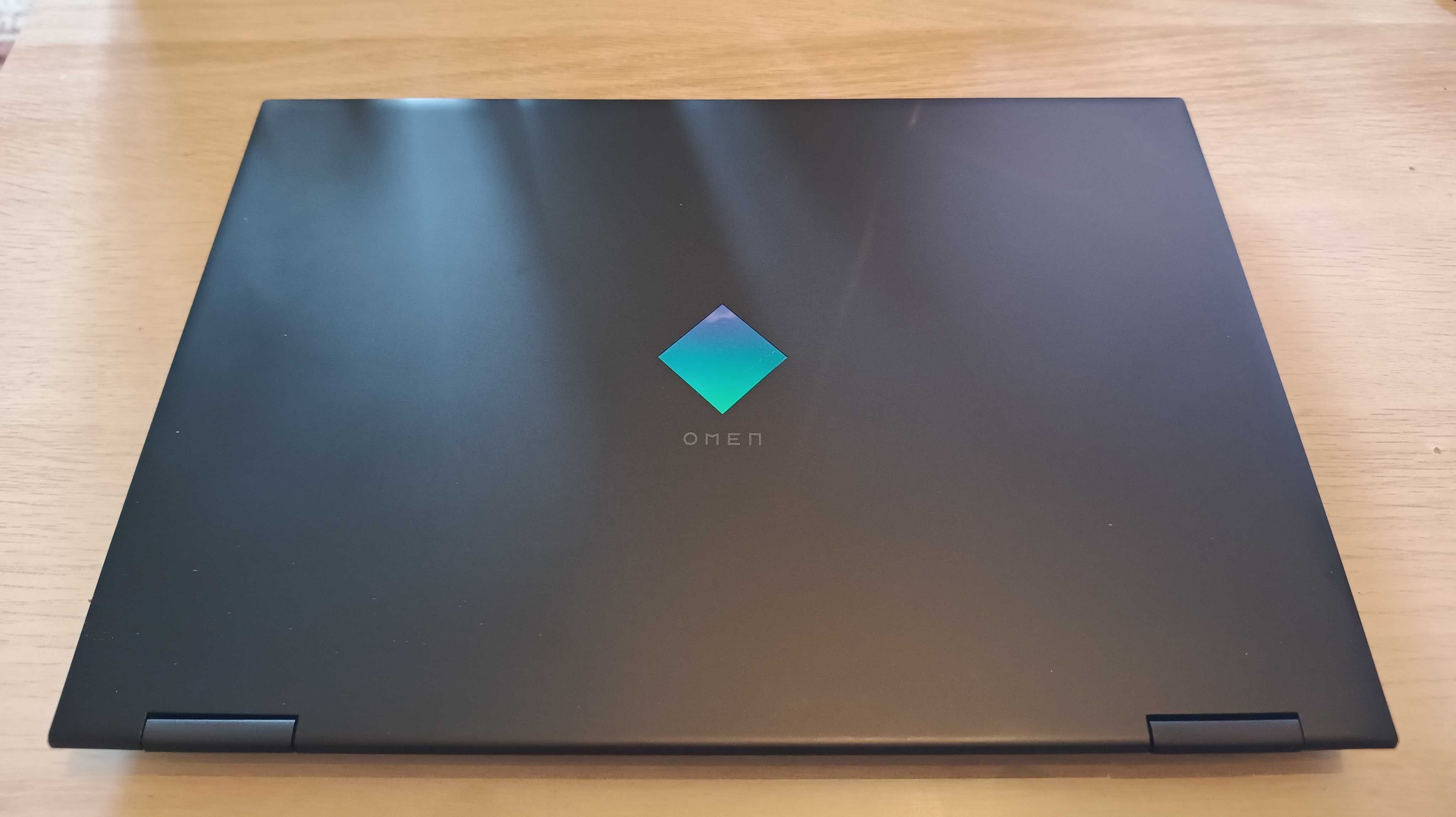 Laptop HP OMEN 15 i5-10300H/16GB/512GB/GTX1660TI/144Hz