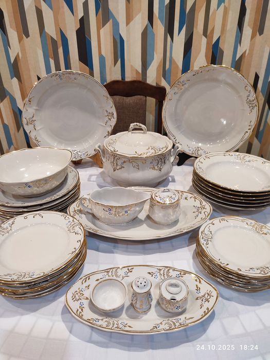 Столовый сервиз "Незабудки" Барановка 70-е. Новый. Идеальный.