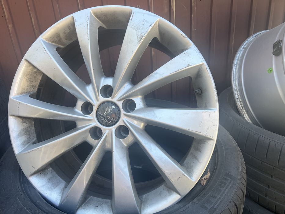 Tesla X дискі 20