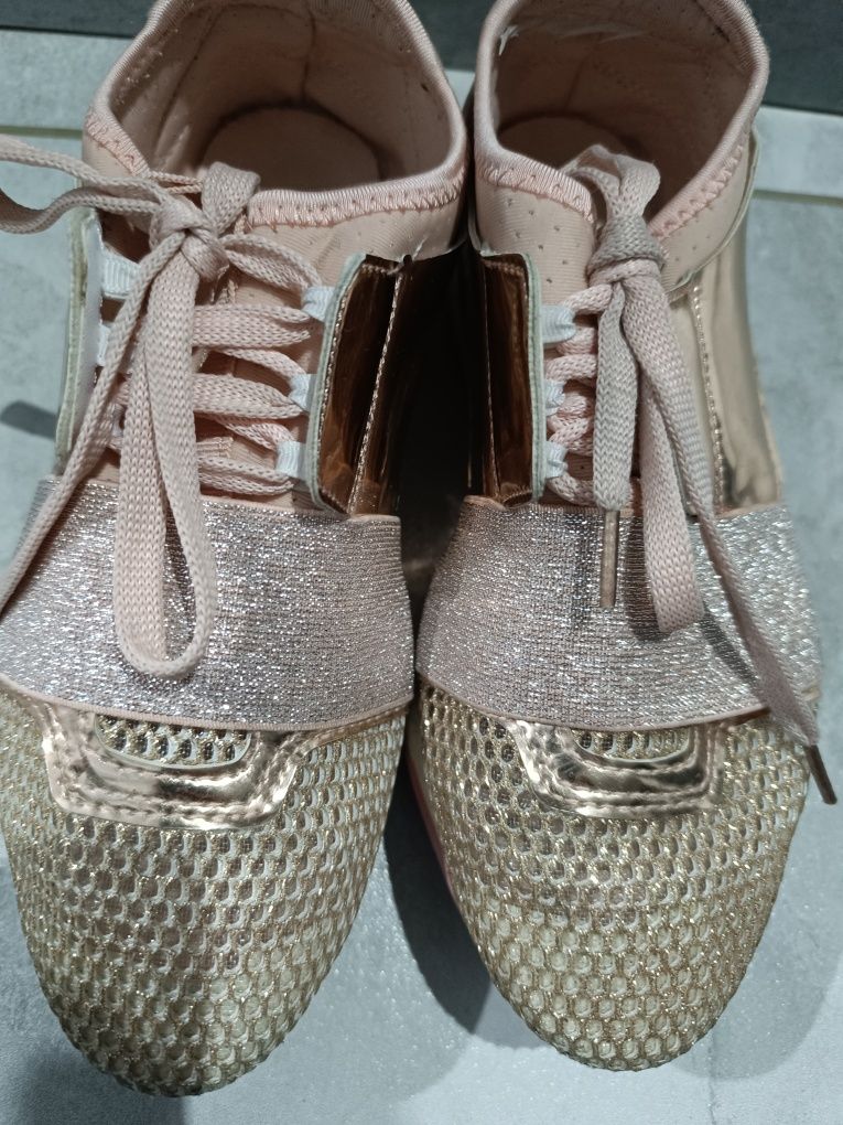 Buty snakersy błyszczące damskie złote r36 Fancy Shoes