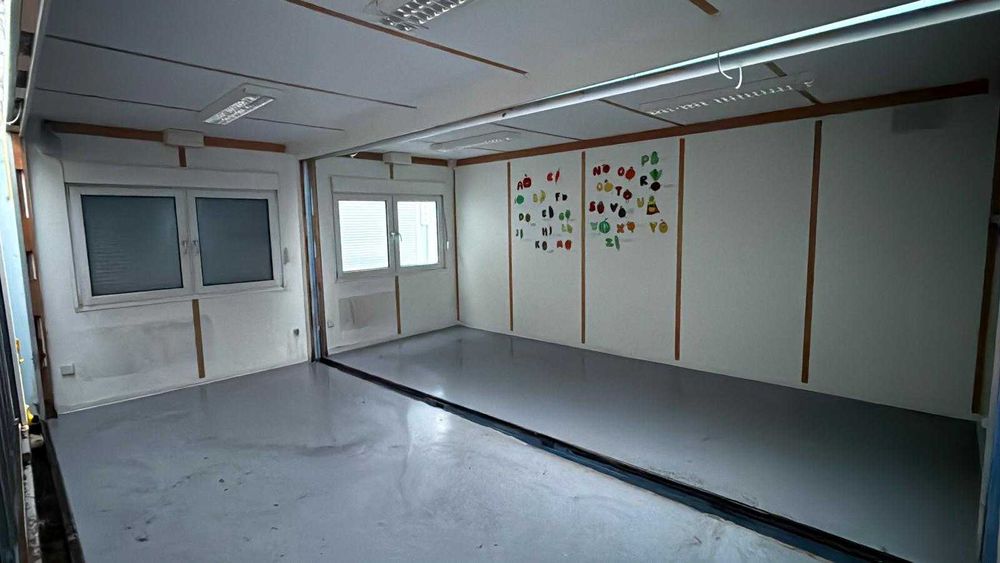 Kontener biurowy magazynowy usługowy mieszkalny 6x9,7 m Quattro x 4