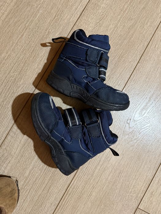 Зимові черевики на хлопчика