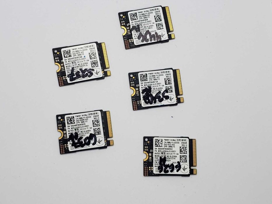 SSD 256gb Samsung PM991. m.2 nvme 2230 tlc. отличное состояние.