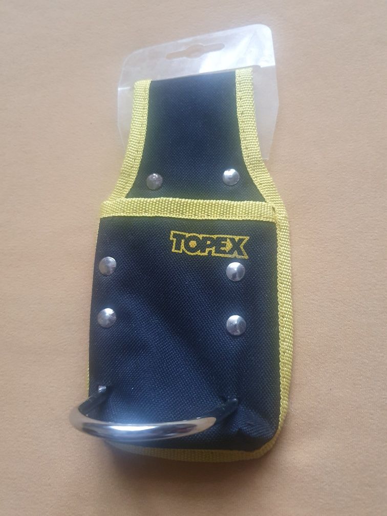 Pokrowce,etui.(para 5zł.uchwyt na młotek.