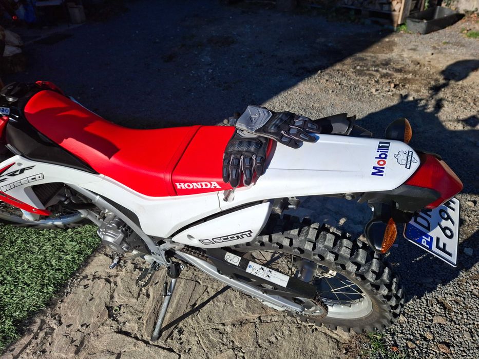 Motocykl Enduro Honda CRF 250