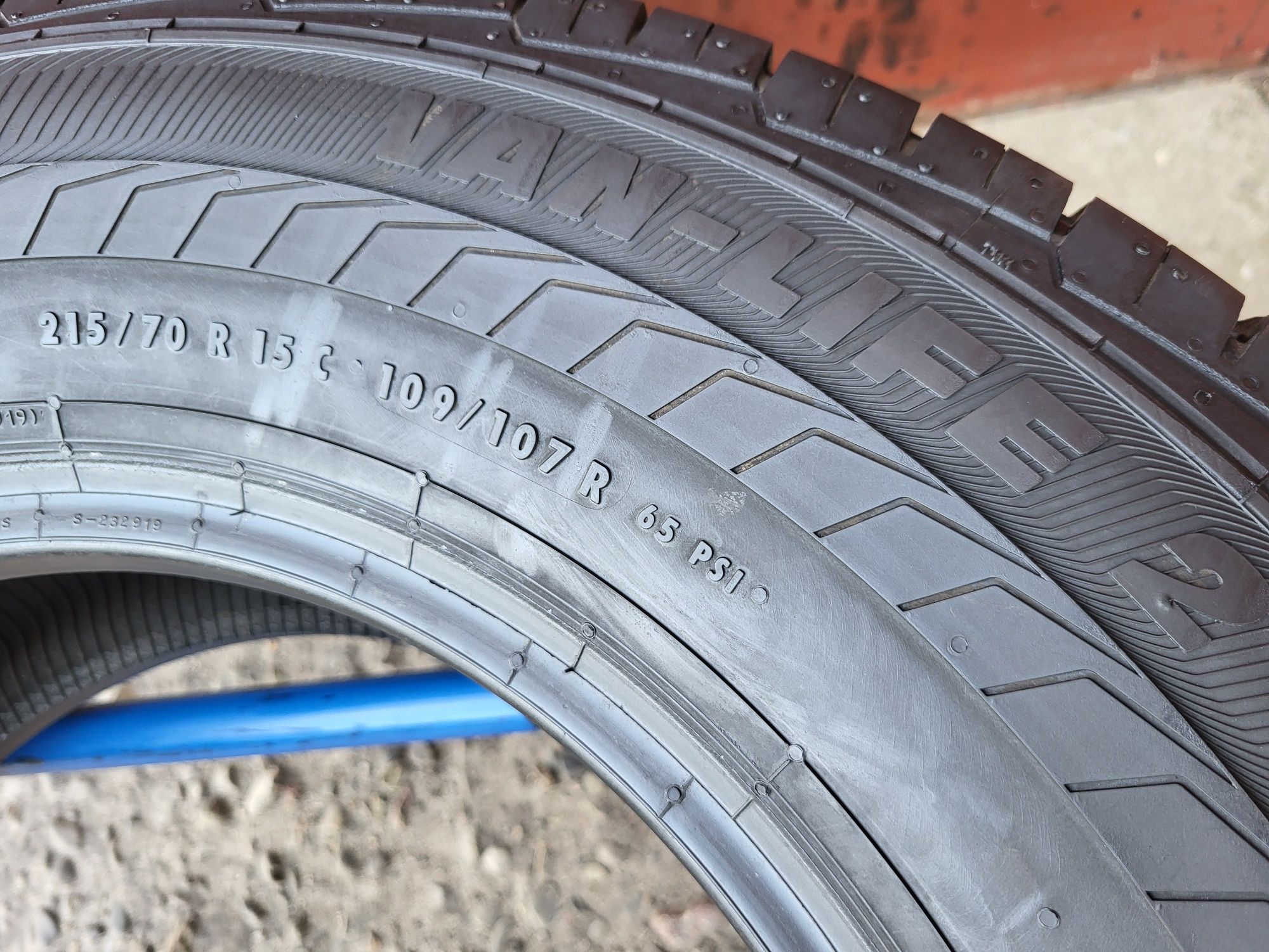 215/70/15C R15C Semperit Van-Life 2 2шт ціна за 1шт літо шини