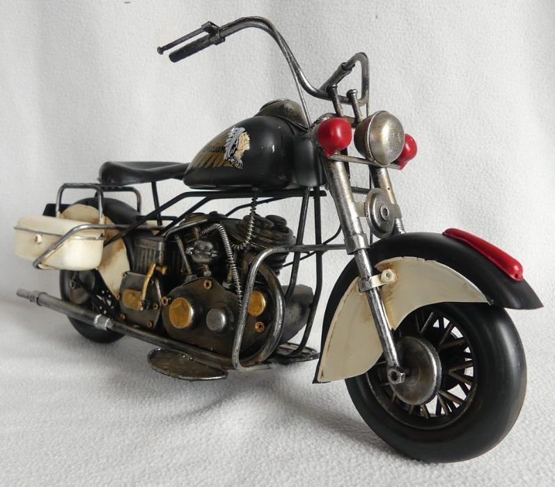 Metalowy MOTOR retro INDIAN pojazd 37,5 cm