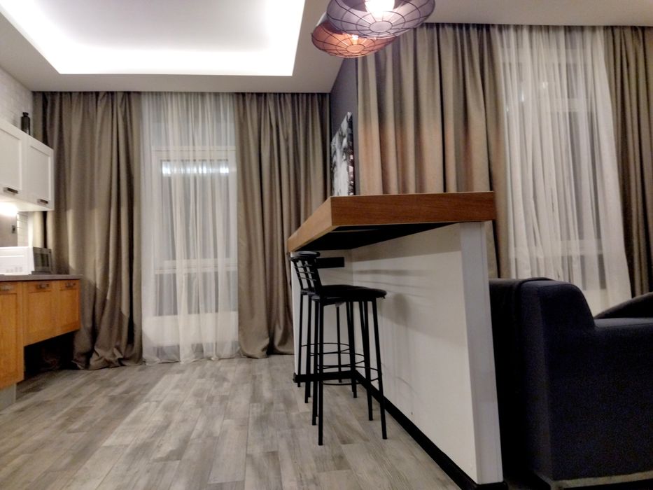 Сдам стильную квартиру в 17 Жемчужине Асташкина центр города