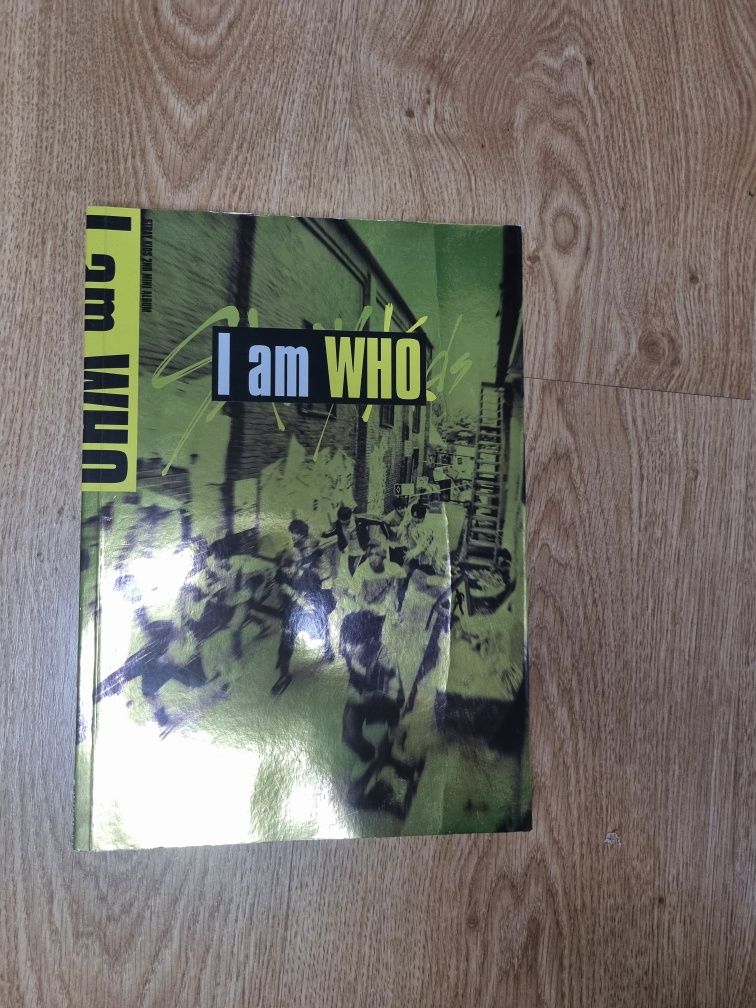 Straykids- I am who Album