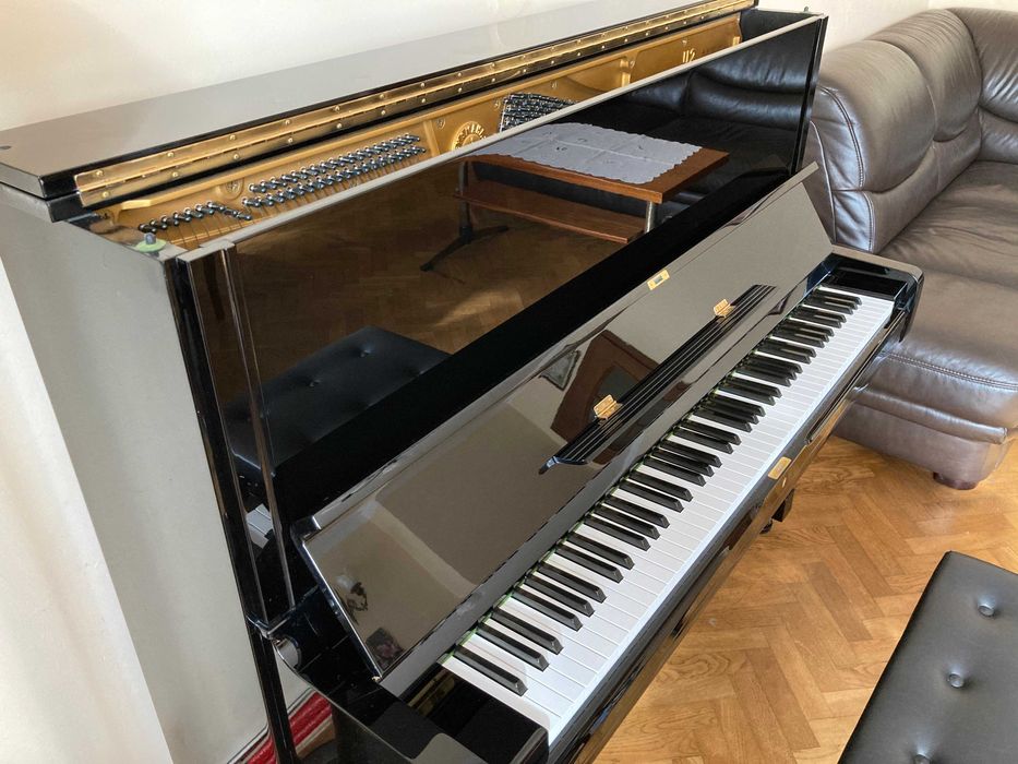 Pianino Yamaha U2