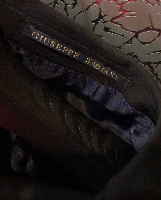 продам костюм чоловічий класика мужской костюм