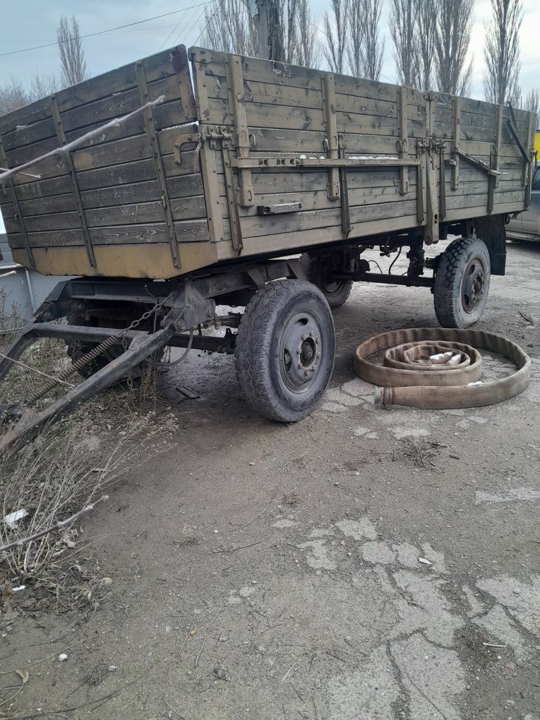 Продаю грузовий причеп