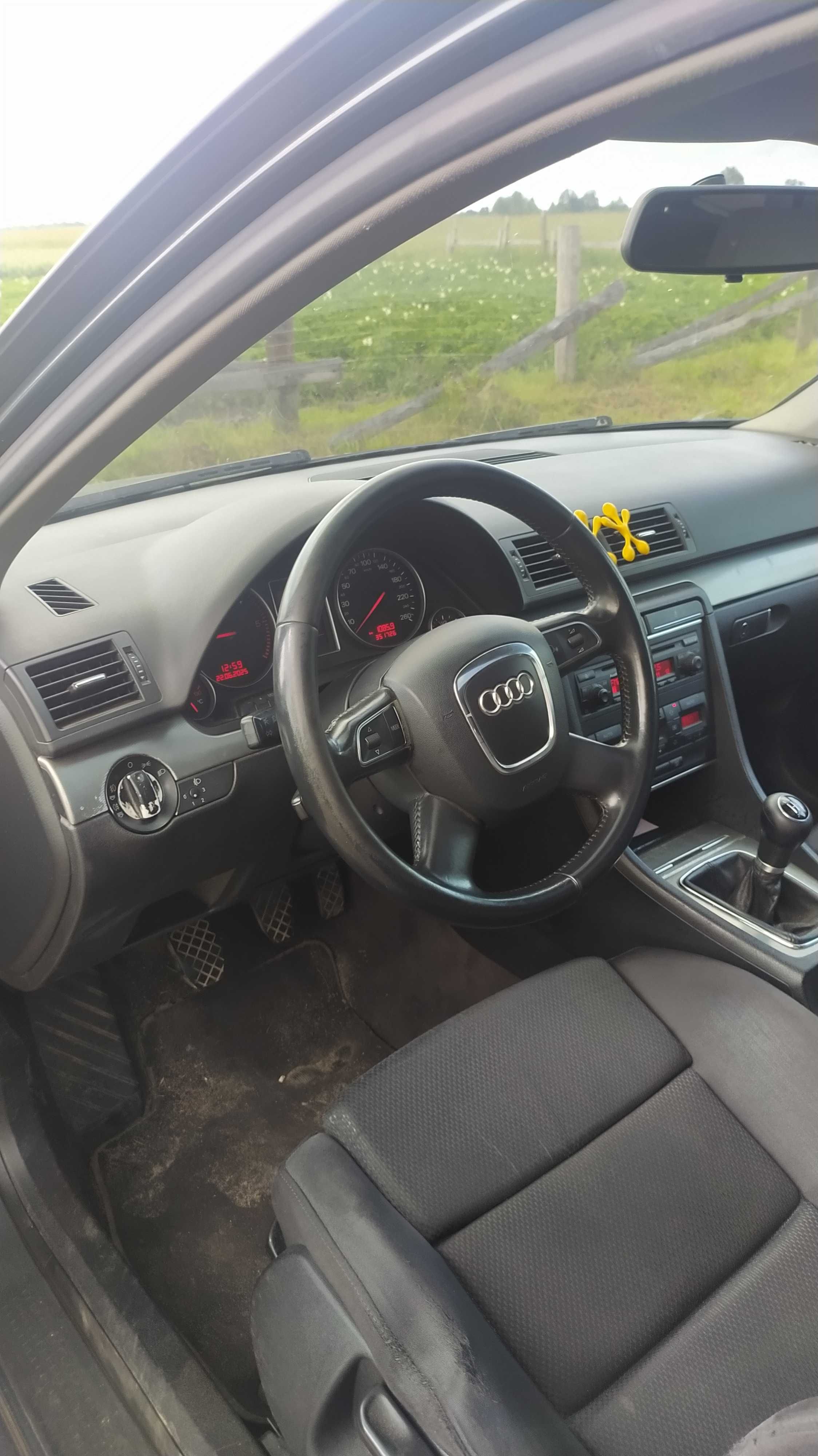 Продам Audi a4 2002р 1.9 96kw