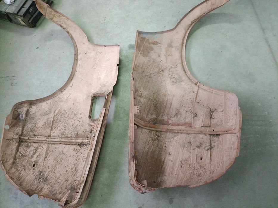 Oryginalne błotniki tylne Fiat 132