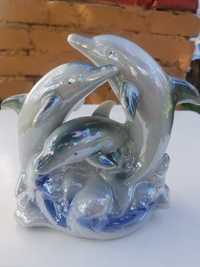 Trzy delfiny figurka porcelanowa