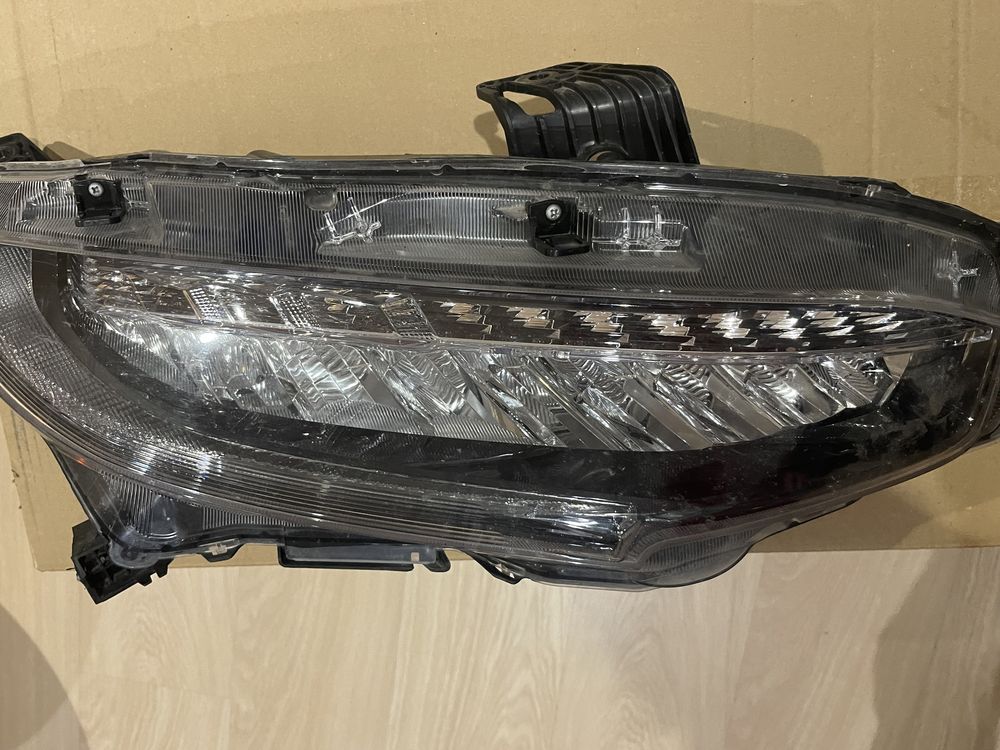 Reflektor prawy Honda Civic 2020