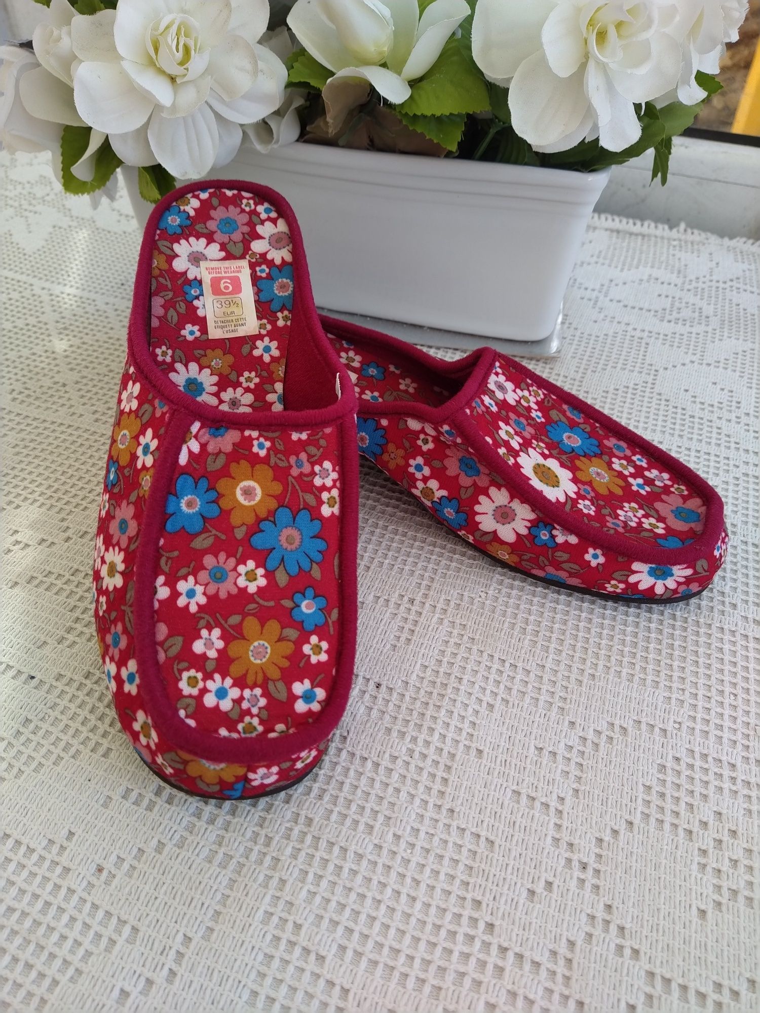 Sapatos pantufa floridos - St. Michael - Tamanho 39 - Novos!