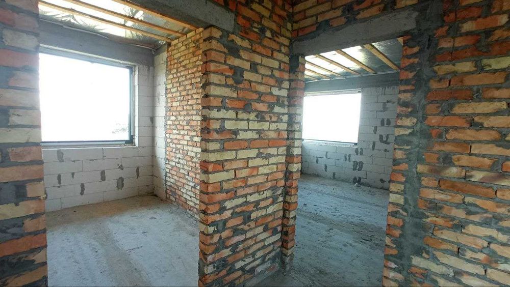 Будинок 230 кв. в Нових Петрівцях з видом на море