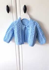 jasnoniebieski turkusowy dziergany sweterek dla dziewczynki 9-12mies