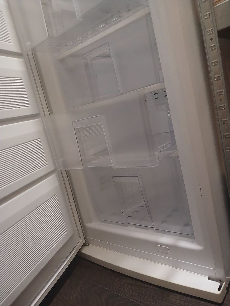 Морозильная камера вестфрост vestfrost VD 561 fnw  freezer