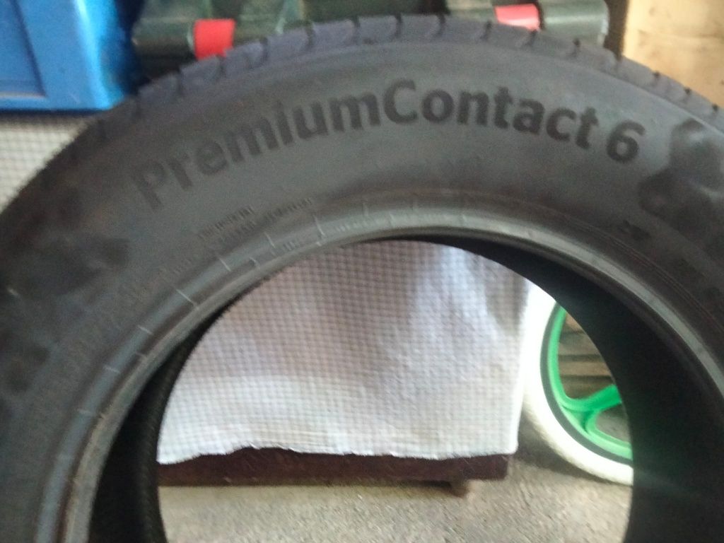 Pneu Continental 215xx65 R17 V