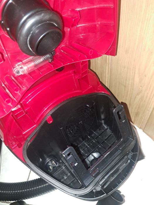 Odkurzacz Amica Aro VM 1022 ,770W