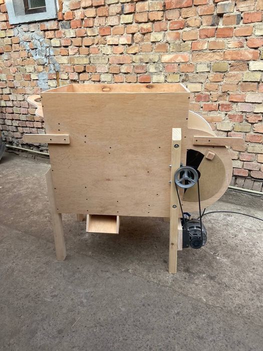 Продам зернову віялку