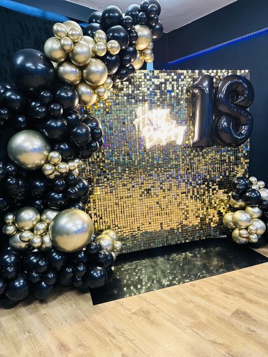 Dekoracja ścianka balonowa