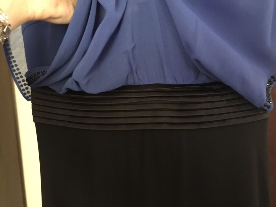 Vende-se vestido de cerimónia