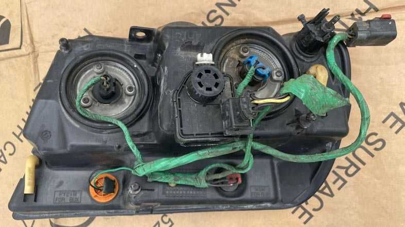 otica frontal DT Jeep Grand Cherokee II (WJ; WG)