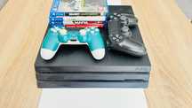 Playstation 4 pro com comandos e jogos