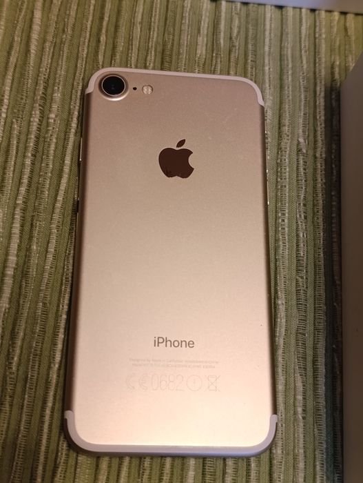 Смартфон Айфон 6s