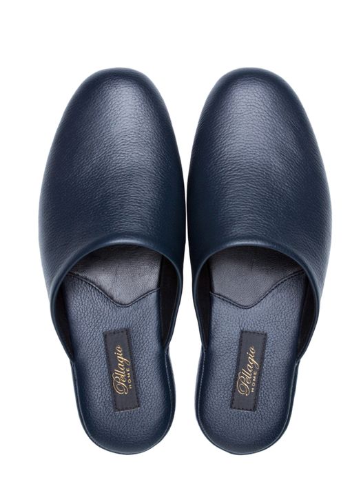 Тапки з натуральної шкіри.