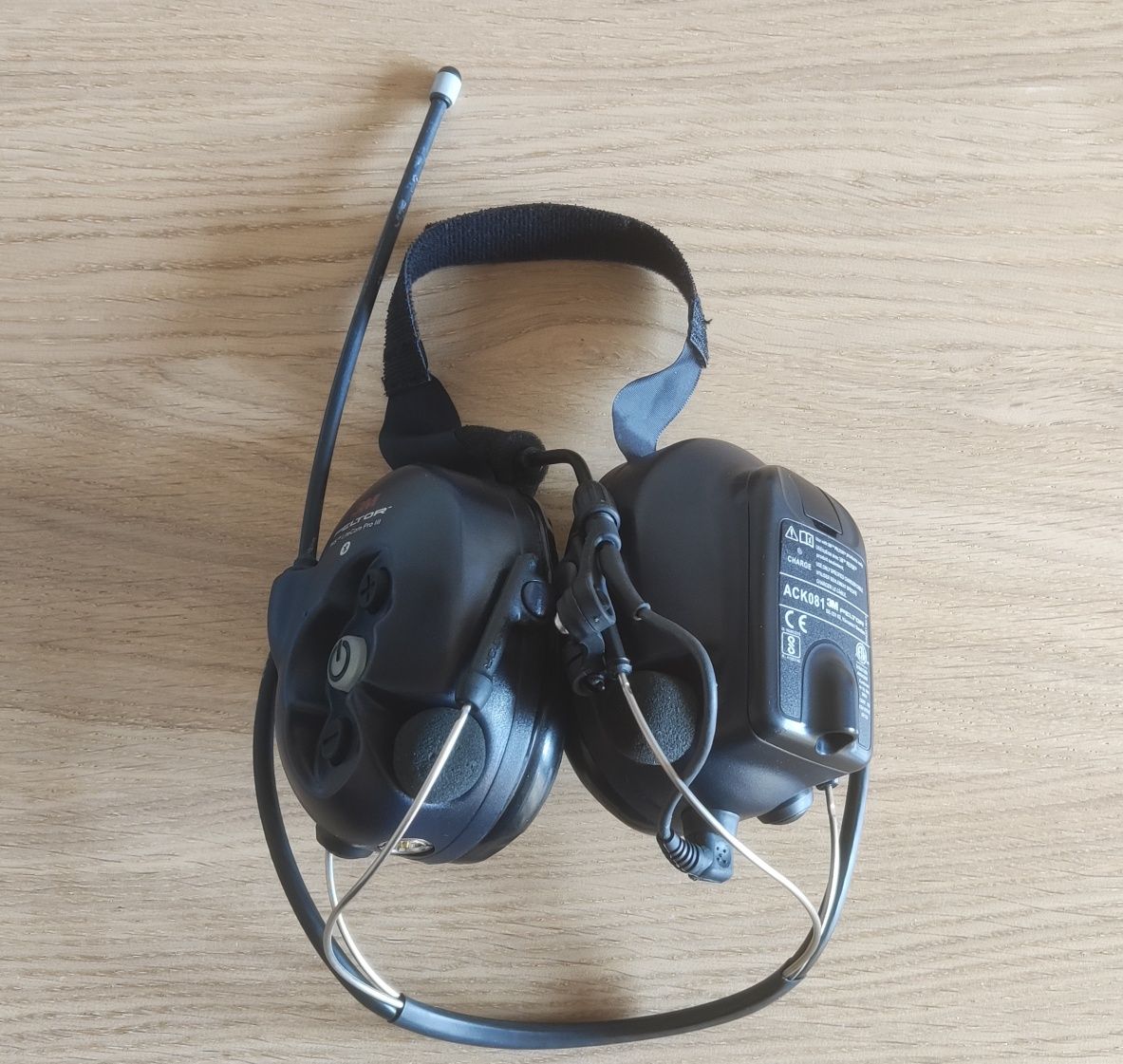 Auscultadores 3M PELTO WS LiteCom PRO III
