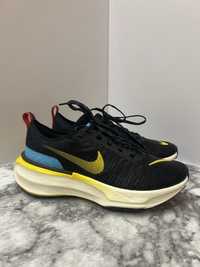 Кросівки Nike W Zoomx Invincible Run (DR2660-002)