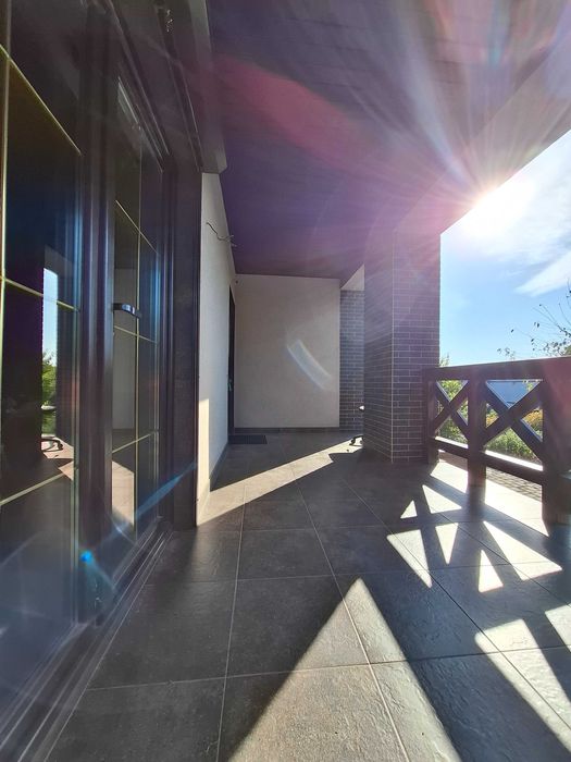 Продам будинок в якому живе любов.