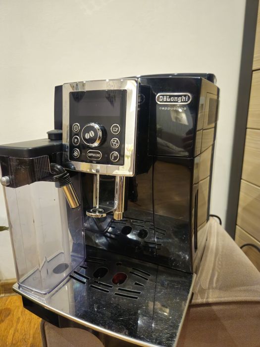 Ekspres DeLonghi