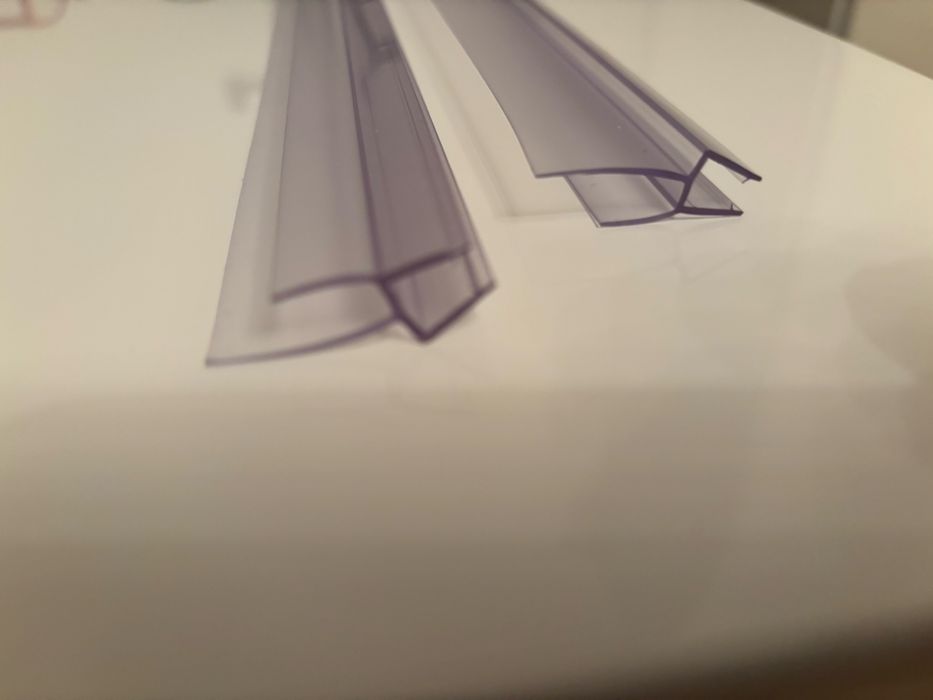 Uszczelka do kabiny prysznicowej poprzeczna dolna