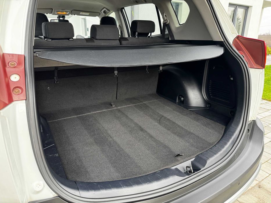 Toyota RAV4 - Krajowa - benzyna