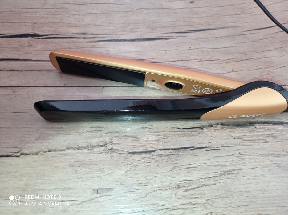 Випрямляч для волосся