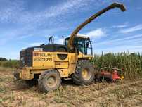 sieczkarnia do kukurydzy new holland fx 375  4x4