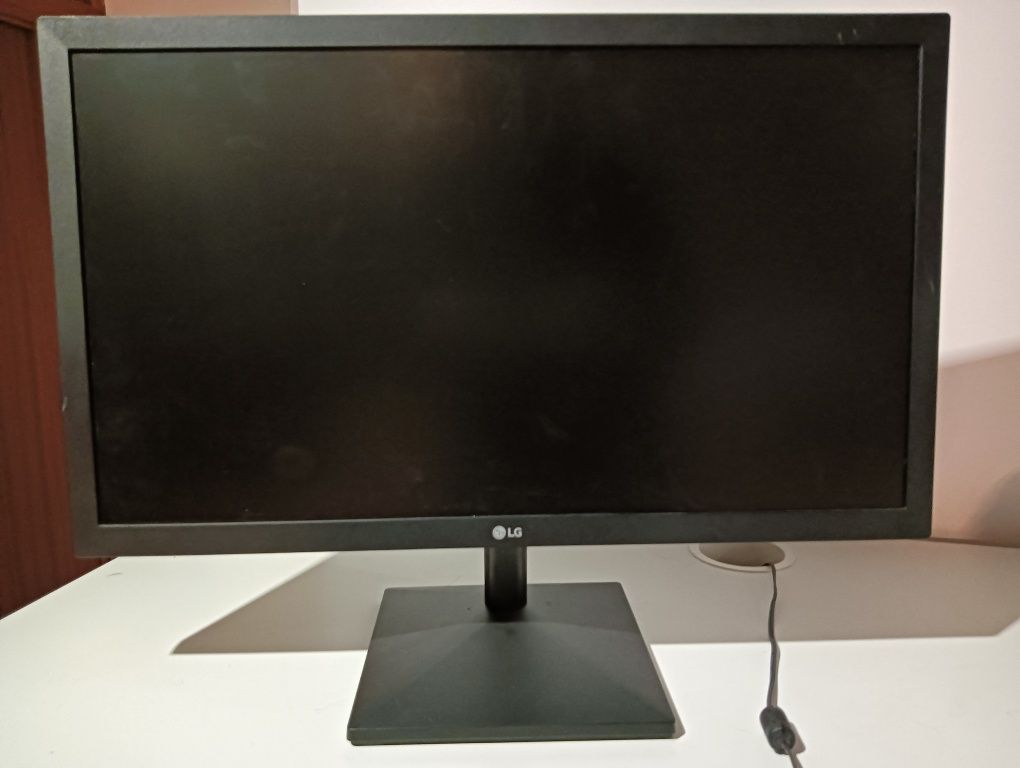 Monitor LG 22MK 400H-B