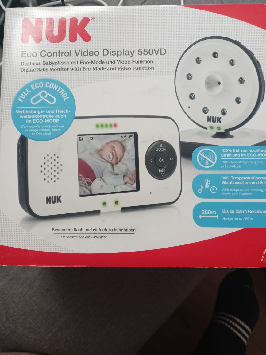 Niania elektroniczna , video baby monitor