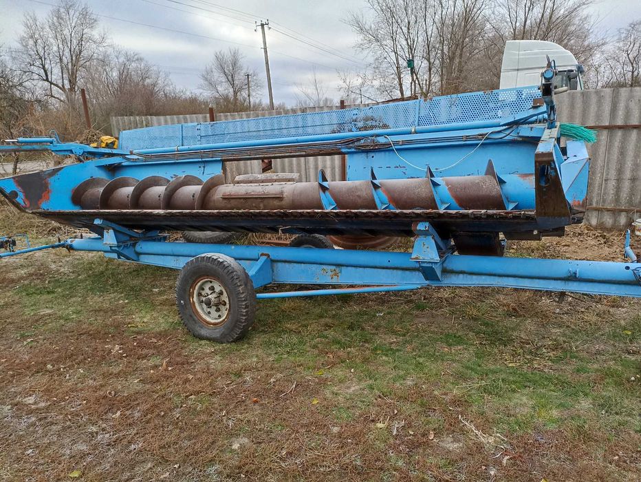 Комбайн Бізон BS-Z110