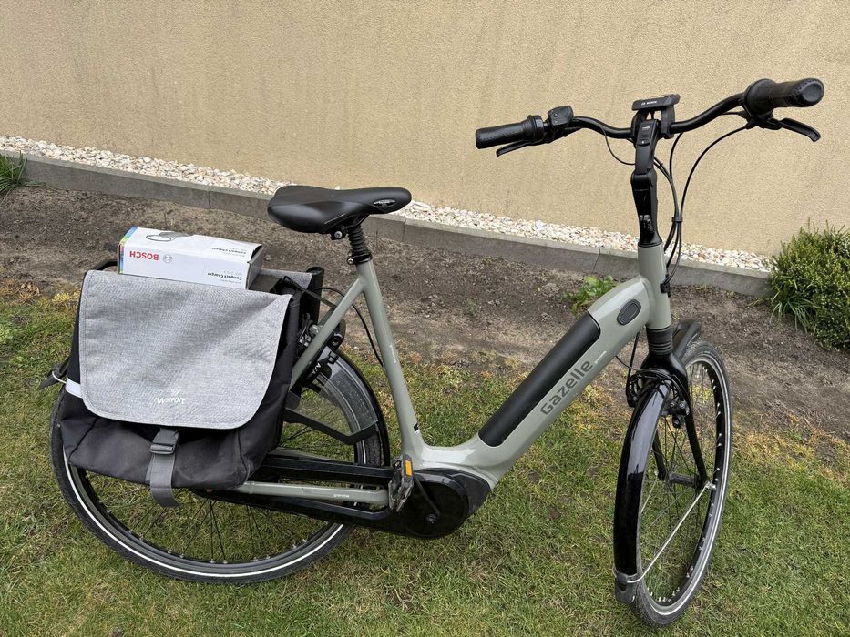 Rower elektryczny Gazelle grenoble C8