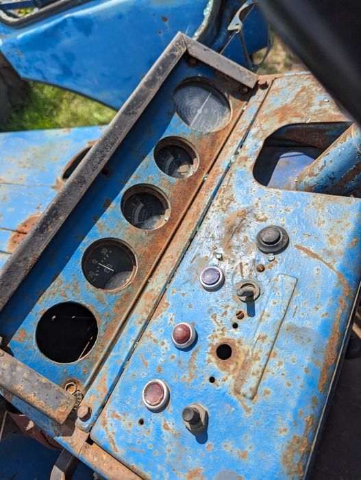 Щиток МТЗ 82 Кабіна МтЗ колонка рульова руль Обшивки Панель руль МТЗ