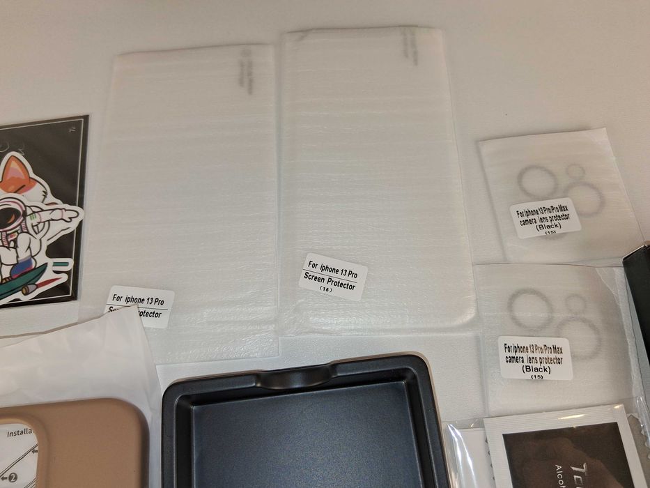 Y038 Zestaw Ochronny TOCOL do iPhone 13 Pro Etui Szkło