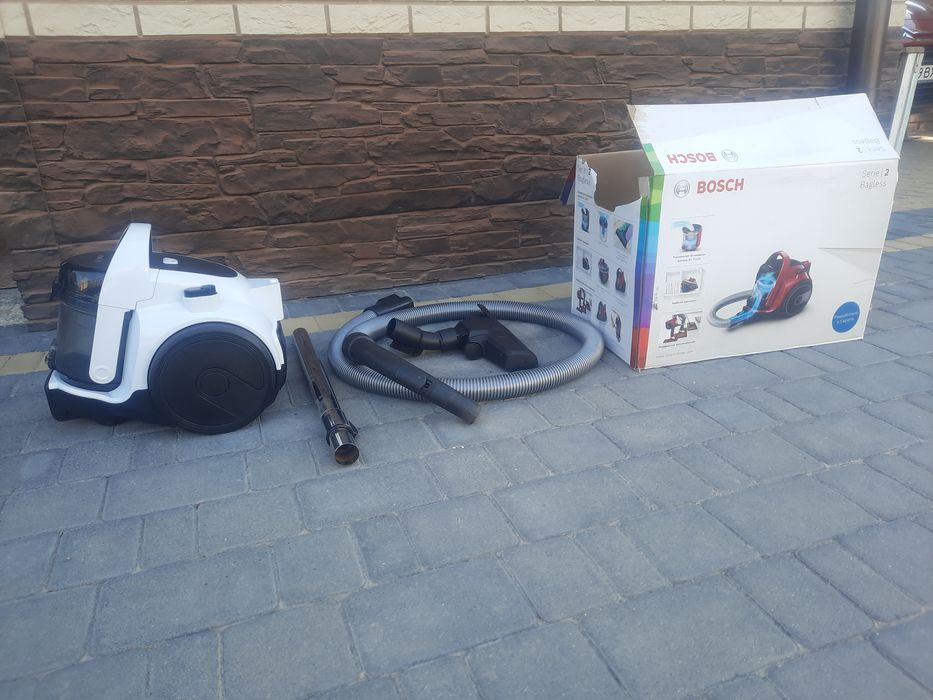 Bosch series 2 Bayless пилисос.